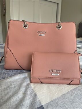 GUESS Dusty Pink Tote and Wallet Set